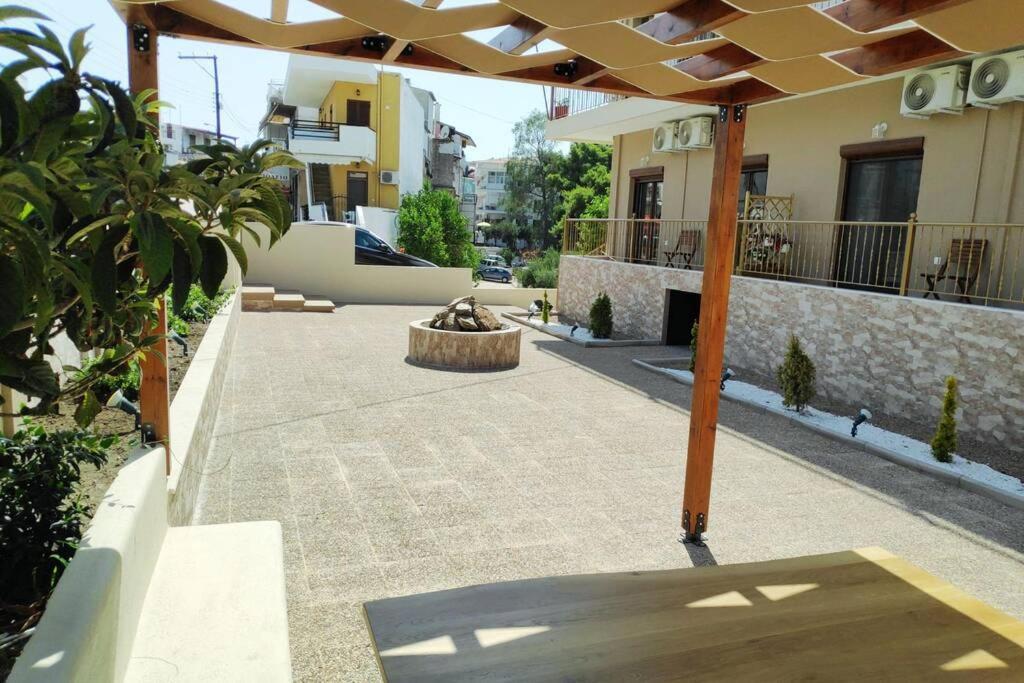 Theasis 4 Luxury Studio With Sea View ネオス・マルマラス エクステリア 写真