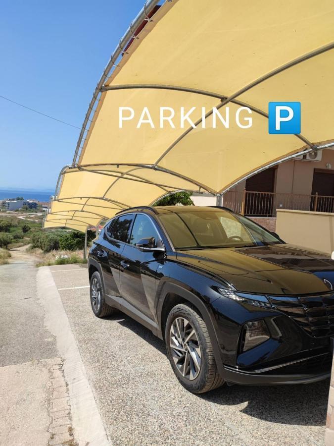 Theasis 4 Luxury Studio With Sea View ネオス・マルマラス エクステリア 写真