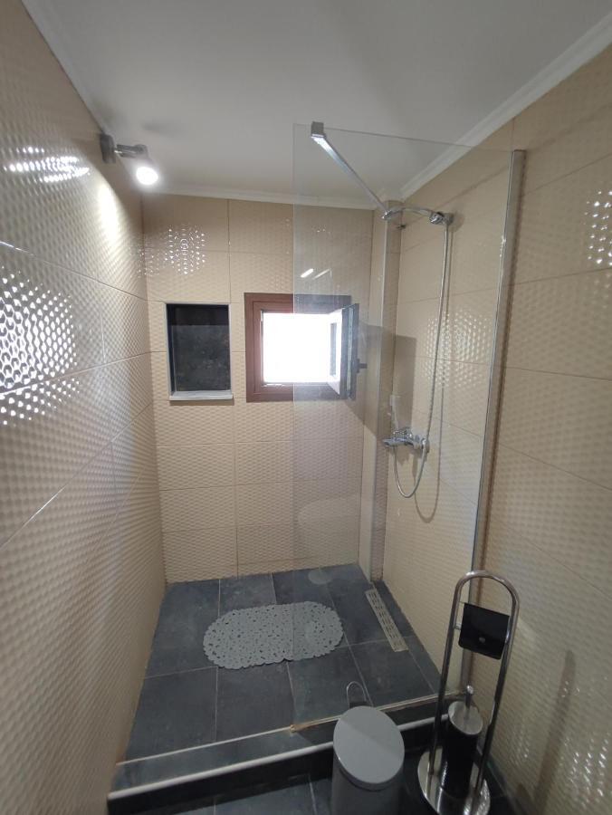 Theasis 4 Luxury Studio With Sea View ネオス・マルマラス エクステリア 写真